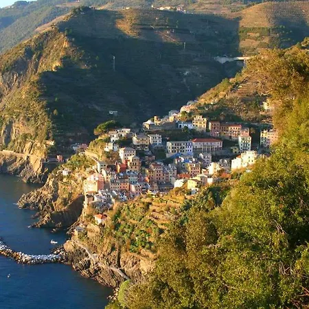 Hillside Retreat Near 5 Terre بيت للعطل Casta