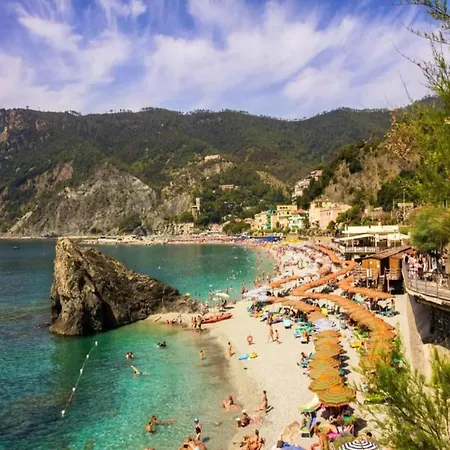 Hillside Retreat Near 5 Terre *