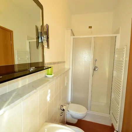 Hillside Retreat Near 5 Terre Hébergement de vacances Casta