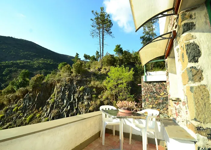 Hillside Retreat Near 5 Terre Сasa de vacaciones Casta
